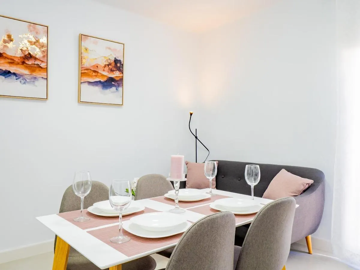 Cubo'S Urban Miranda Apartment Cartama 0*,  Spain