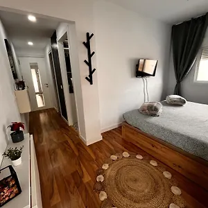 Apto-estudio 20 Min-centro Málaga Apartamento